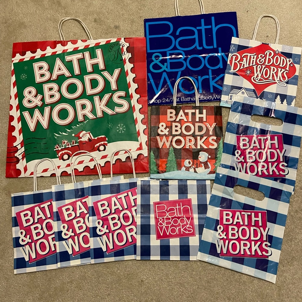 Bath & Body Works shopping bags